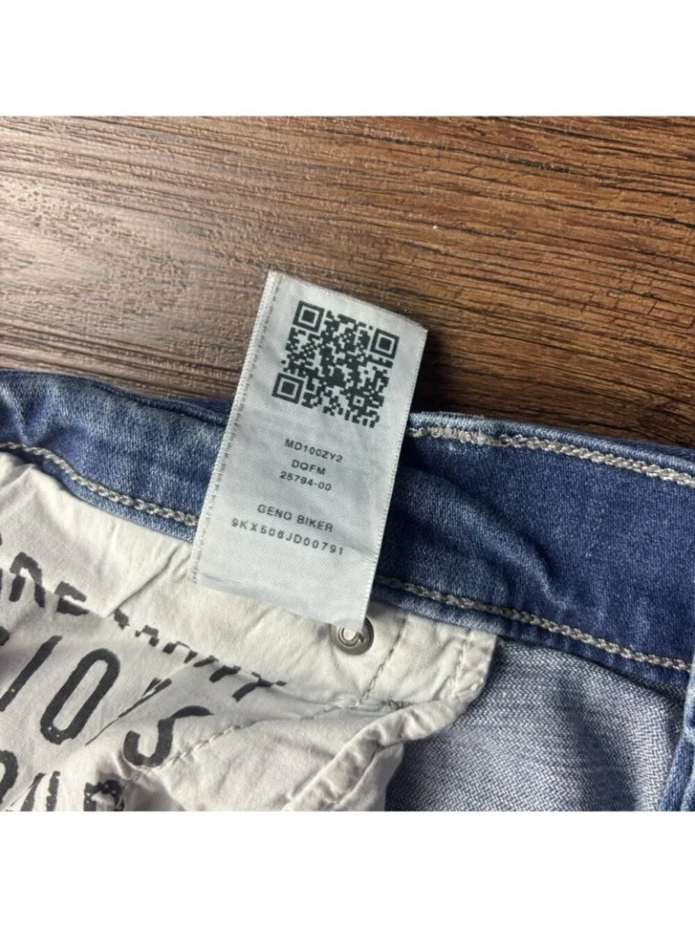 True Religion Geno Relaxed Slim Biker Jeans Distressed Medium Wash Men’s Size 38